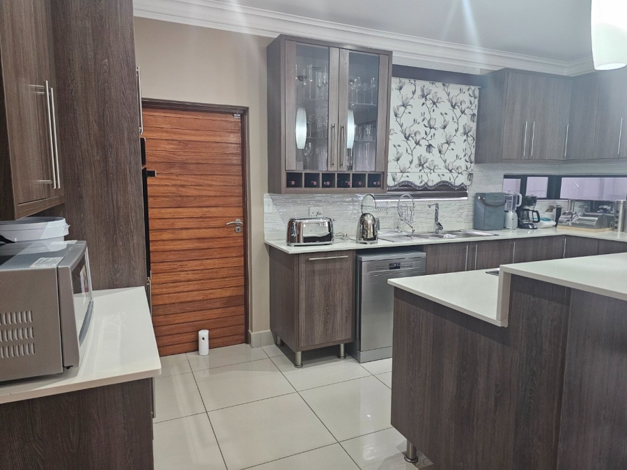 4 Bedroom Property for Sale in Wild Olive Estate Free State